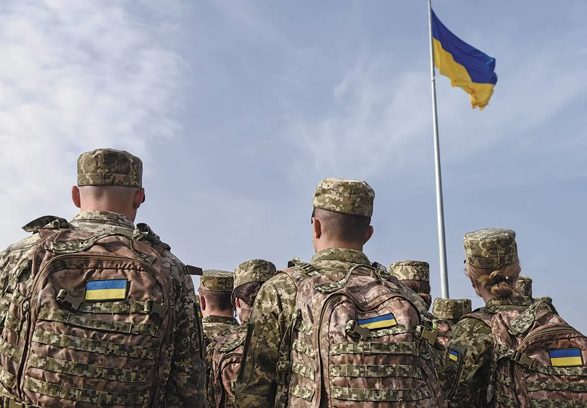 День відзначає працівників мобілізаційних органів, ТЦК та СП Яке сьогодні, 17 березня, свято: День мобілізаційного працівника та Святого Патрика 2