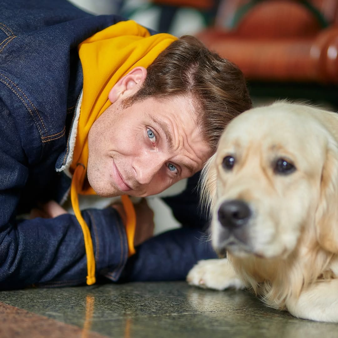 Почав співати, бо відірвало палець: актор Логай розповів крінжову історію про професію 1