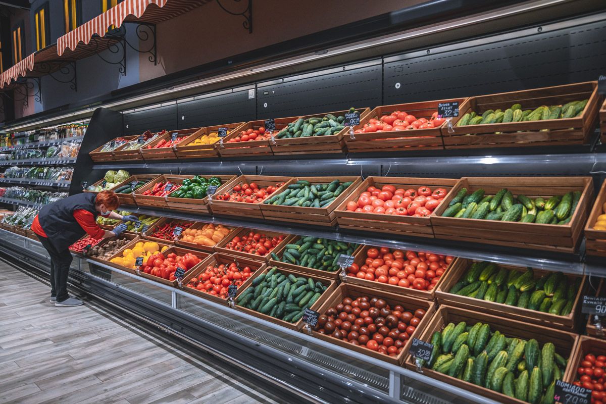 Помидоры в супермаркете Фото: Информатор