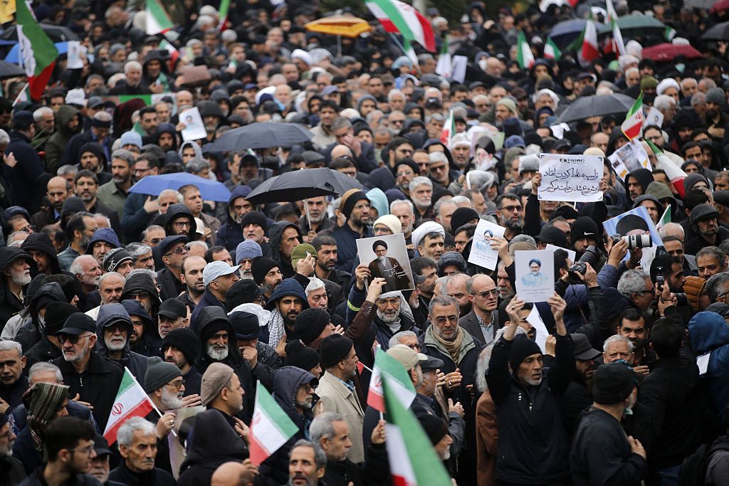 Іранці протестують проти ударів США та Ізраїлю