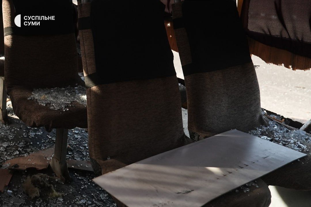 Наслідки атаки російського дрона по маршрутці