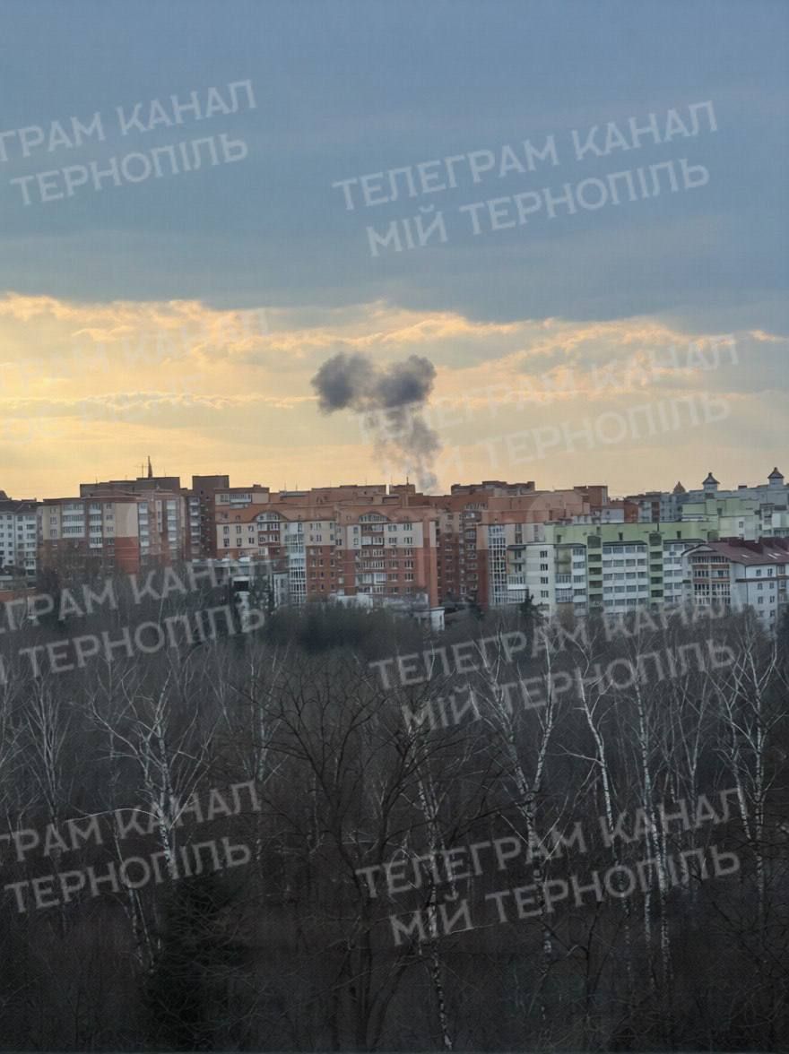 Приліт по адмінбудівлі у Тернополі