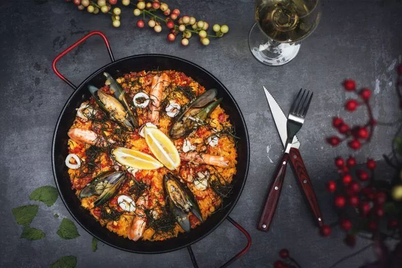 Паелья – ї з найбільш знакових страв іспанської кухні Паелья