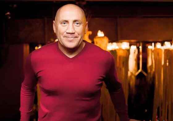 У актера даже была своя страница на сайте Кинориум. Актер Олег Гусев.