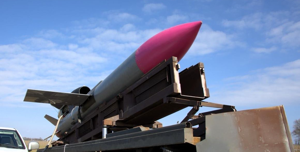 Атака ракетами Фламінго