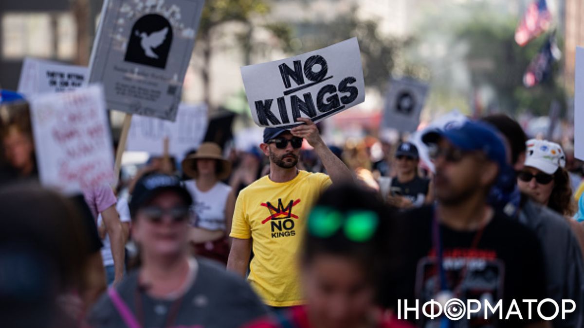 В США прошла третья волна протестов против Трампа: акции прошли во всех 50 штатах