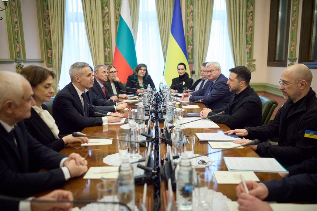 Украина, Болгария