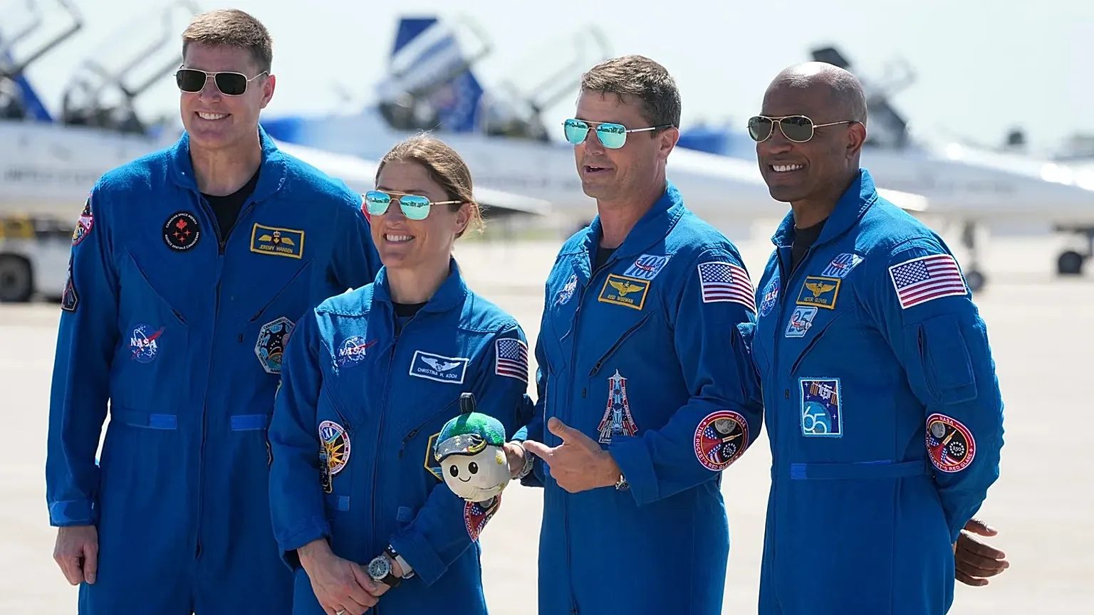 Миссия готовится к старту В