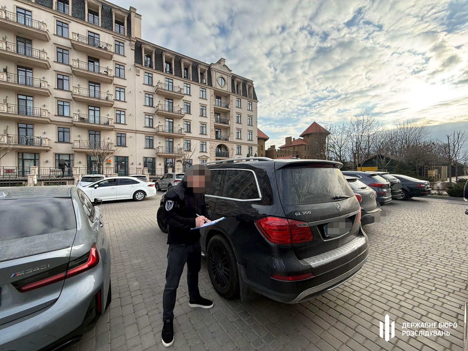 ДБР, автопарк, квартири