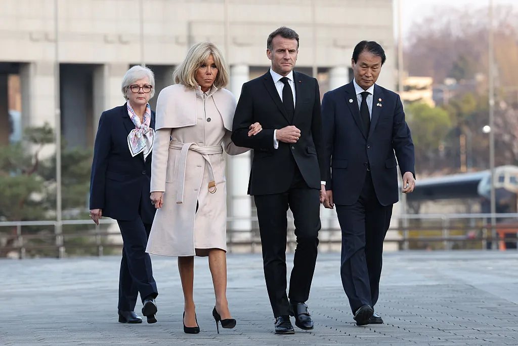 Макрон вместе с женой Брижит в Южной Корее