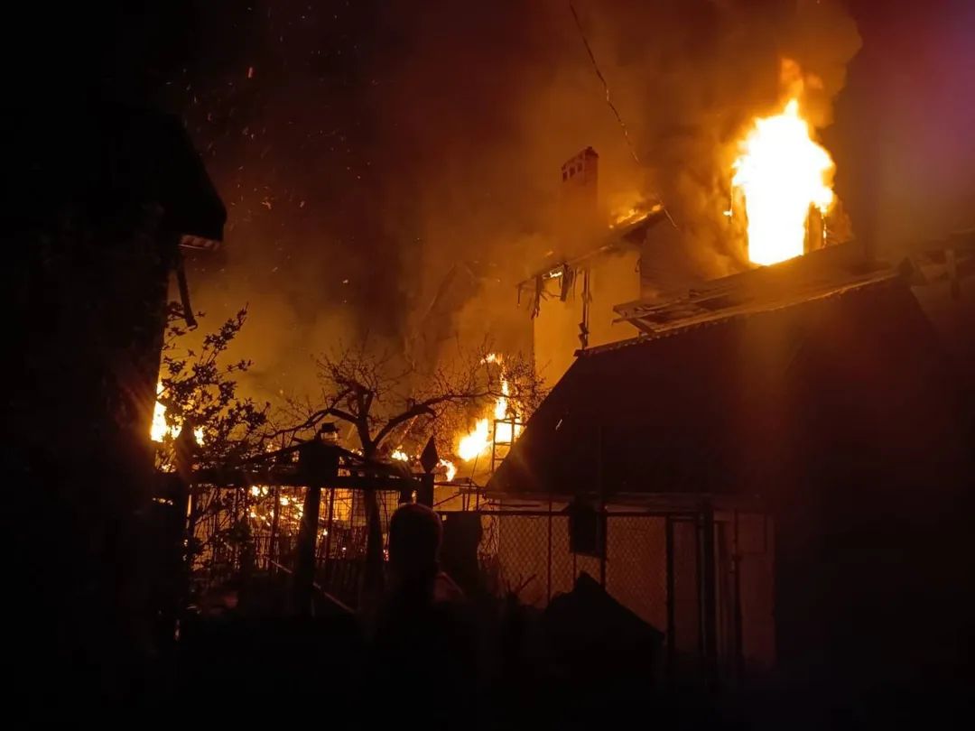 Одеса, пожежа, обстріл.