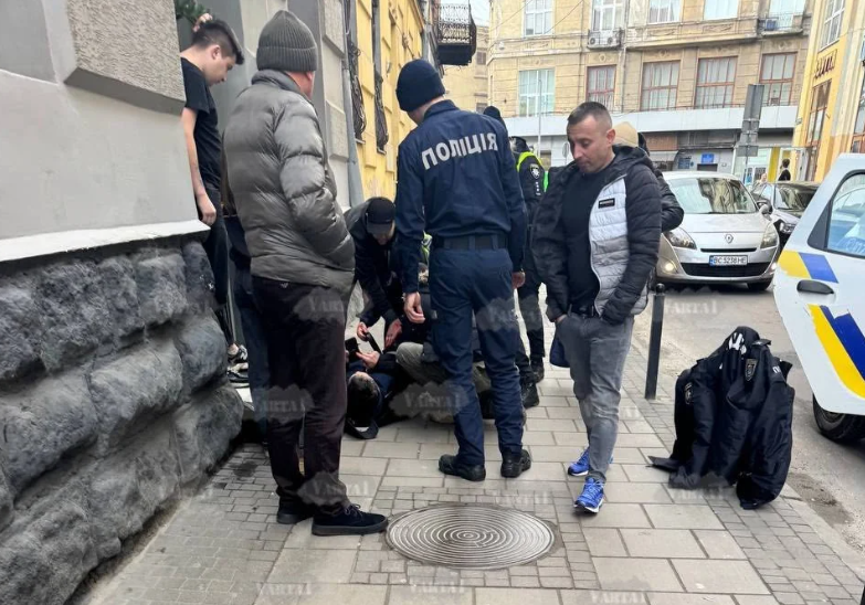 Смертельний напад на військовослужбовця у Львові