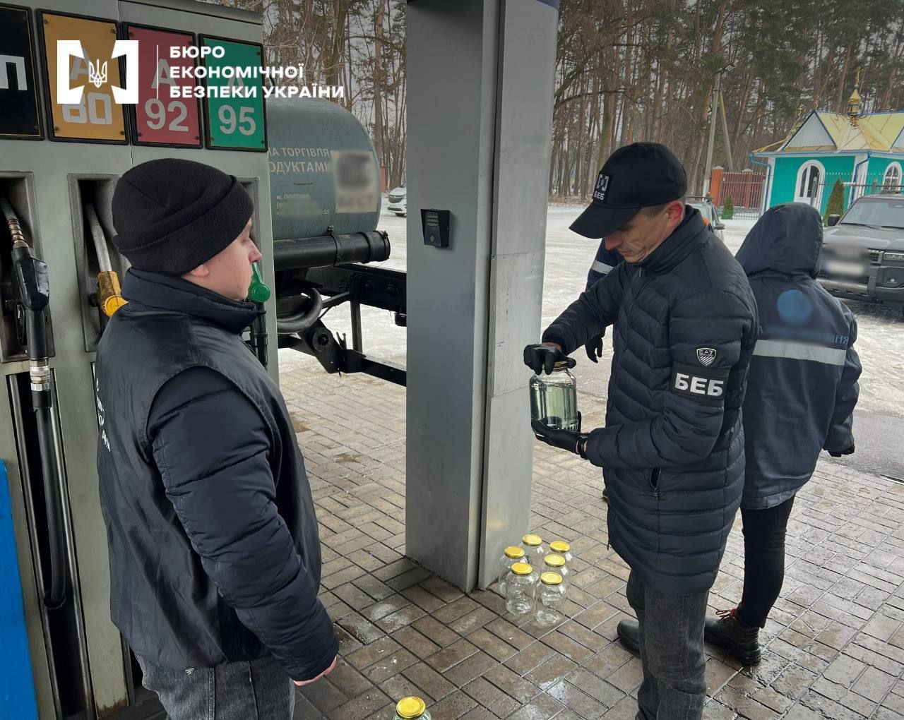 БЕБ на Полтавщині: системна робота з детінізації ринку пального триває 2