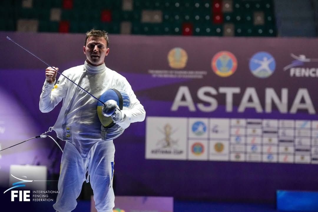 Роман Свечкарь.