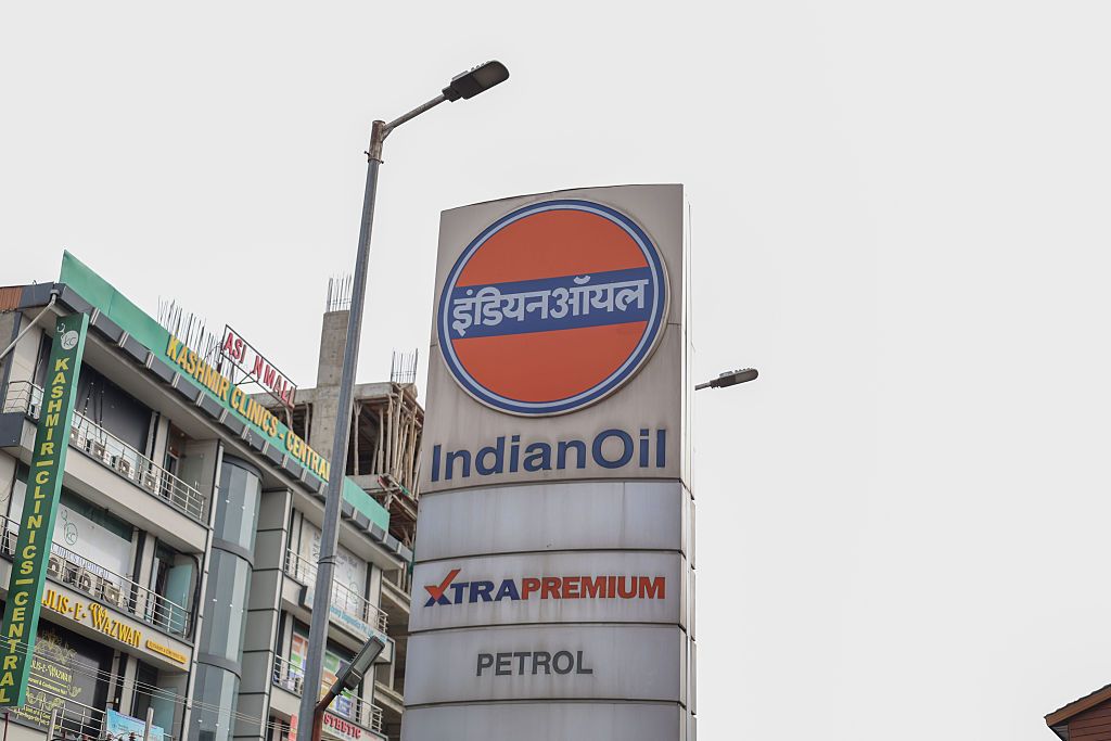 Панические закупки топлива в Индии