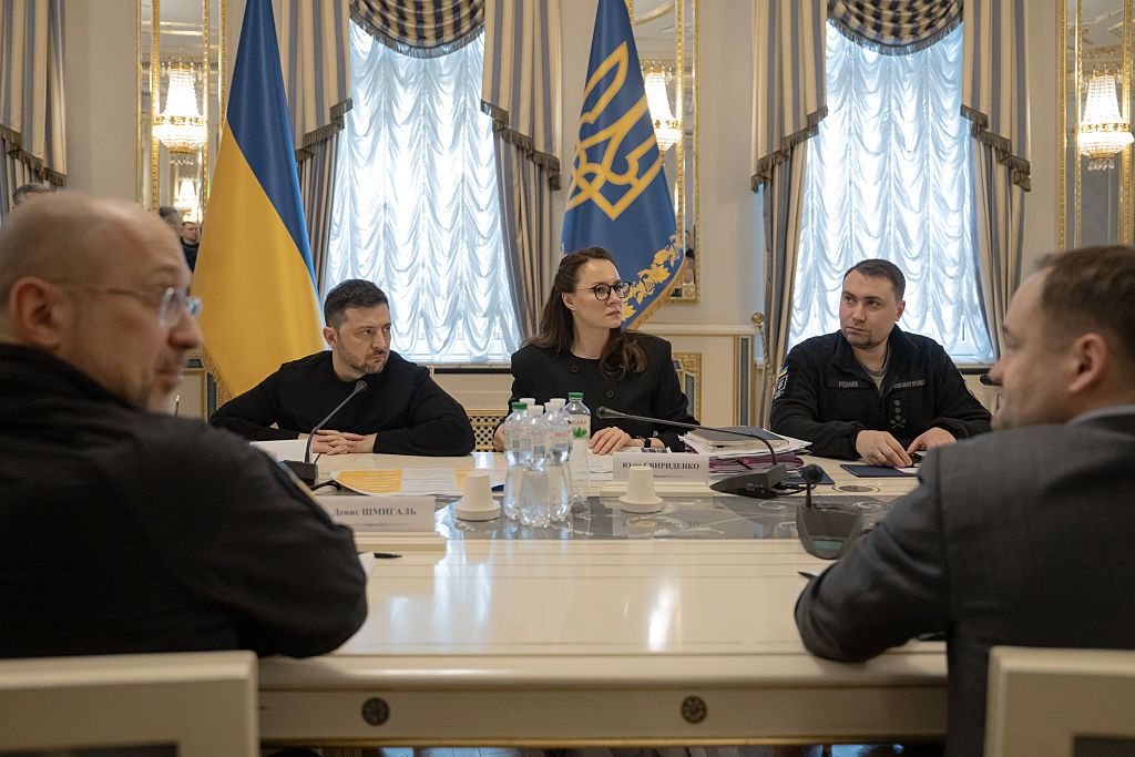 Зеленський, Свириденко і Буданов під час брифінгу