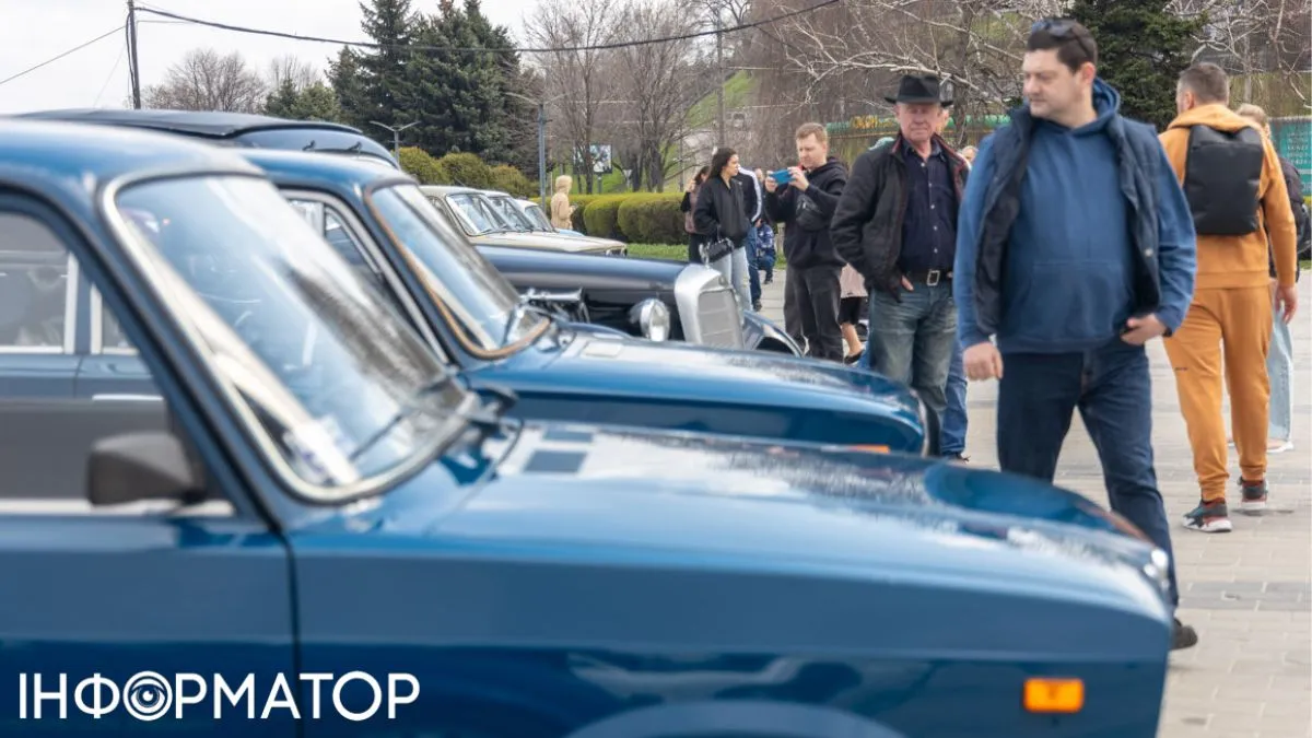 Бензин та дизель подешевшають на 15 гривень, але не скоро: прогноз експерта