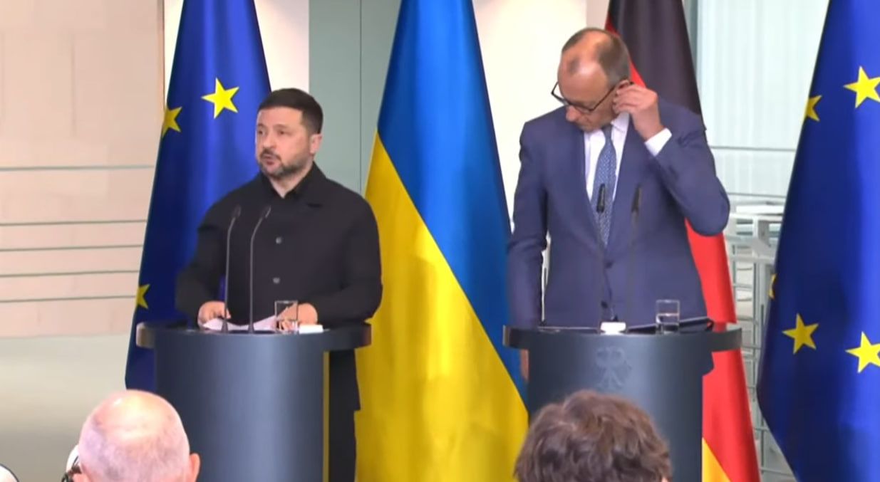 Зеленский и Мерц подписали соглашение о сотрудничестве Зеленский и Мерц