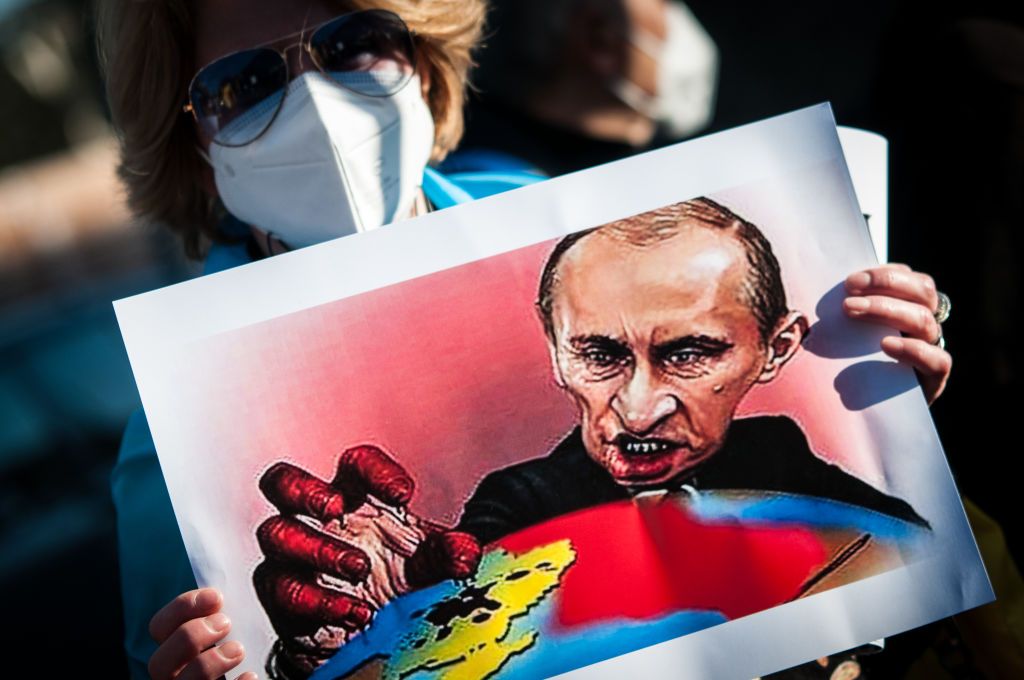 В ЄС люди виступають проти вторгнення РФ