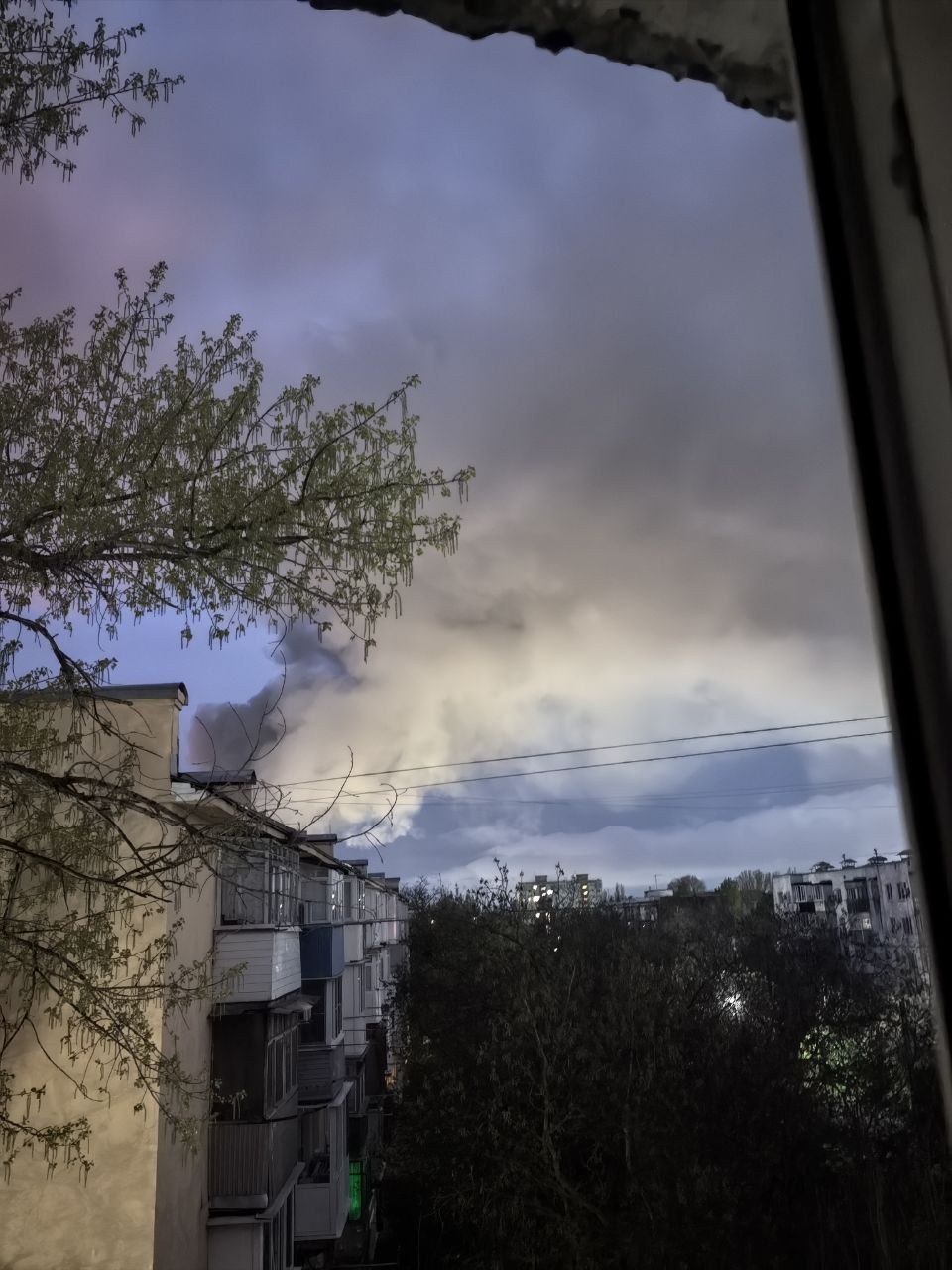 Російський Таганрог вночі був під ракетним ударом: спалахнули пожежі на важливому заводі 4