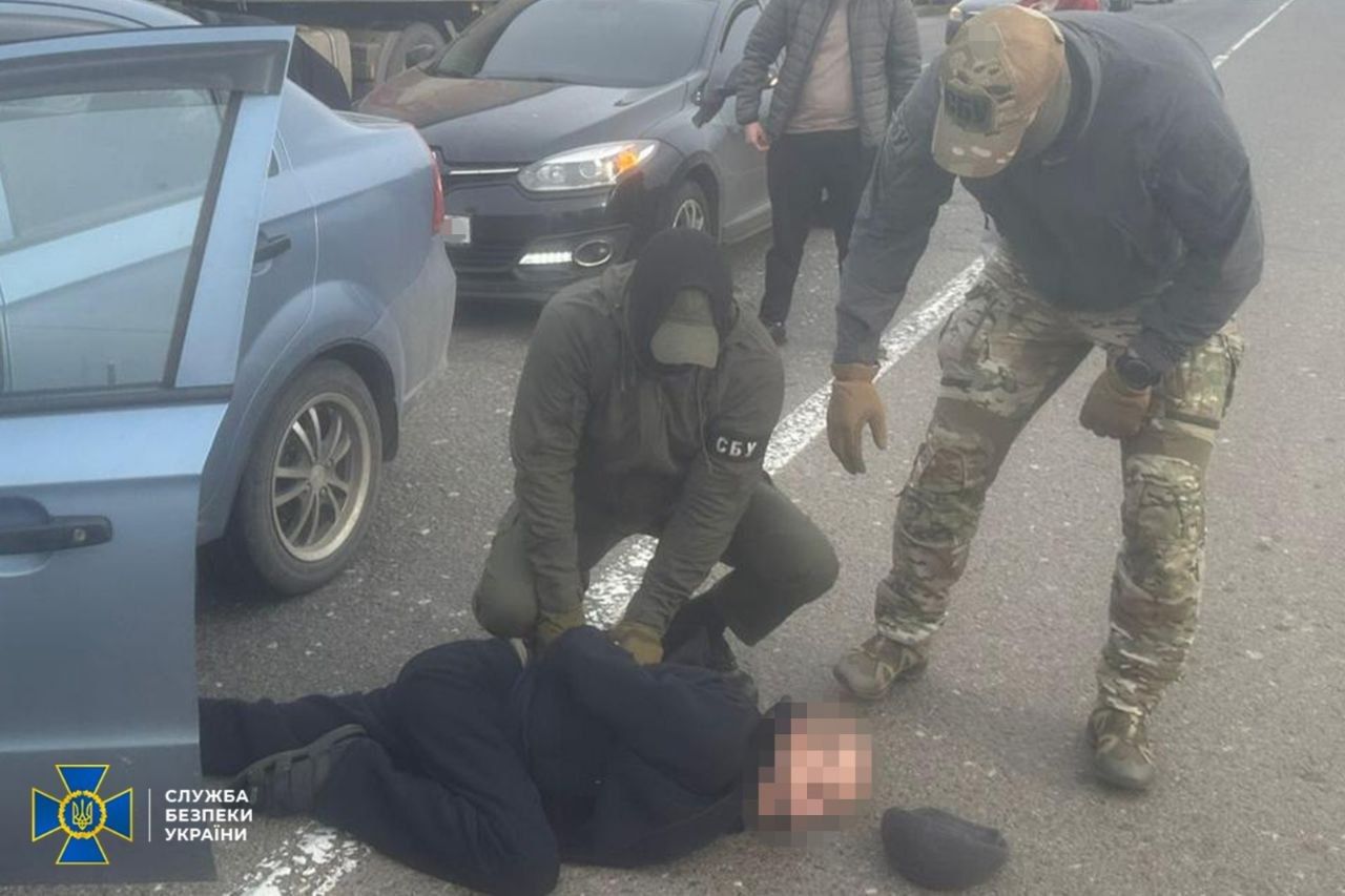 СБУ та Нацполіція розгромили ухилянтські схеми у кількох регіонах України: подробиці 2