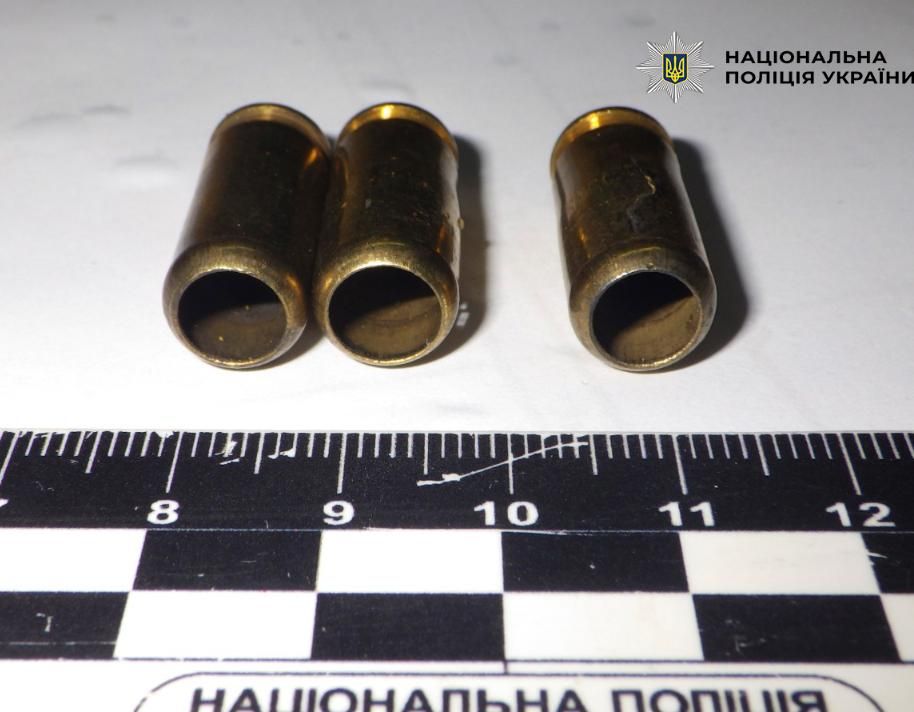 В Києві знову сталася стрілянина: двоє чоловіків не поділили пішоходний перехід 1