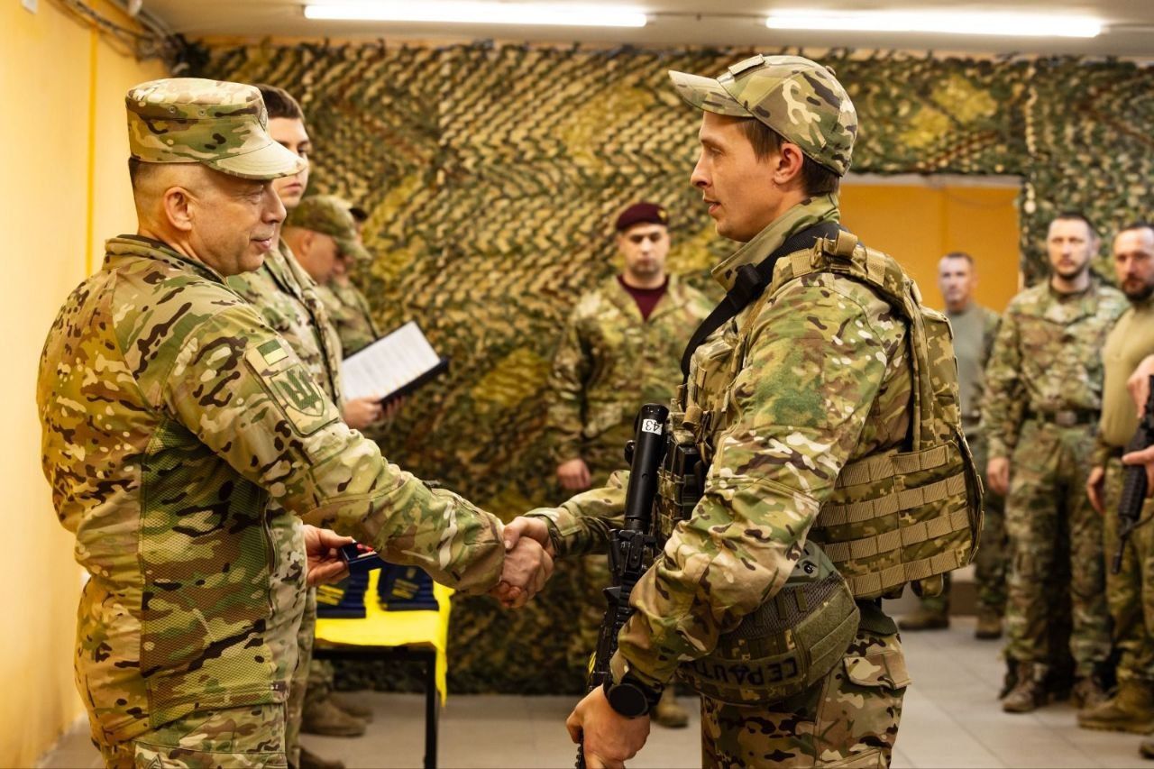 Росіяни готуються до нового наступу та підтягують резерви, - Сирський 1