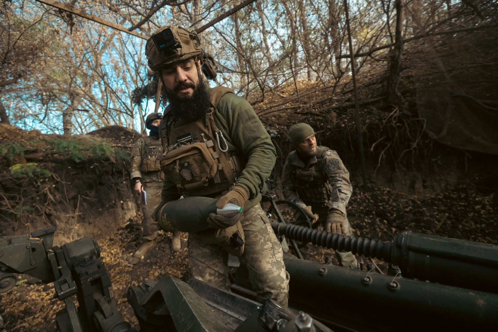 В боях біля Гуляйполя Сили оборони застосовують 148 окрему артилерійську бригаду ДШВ. Фото: zhzh.com.ua