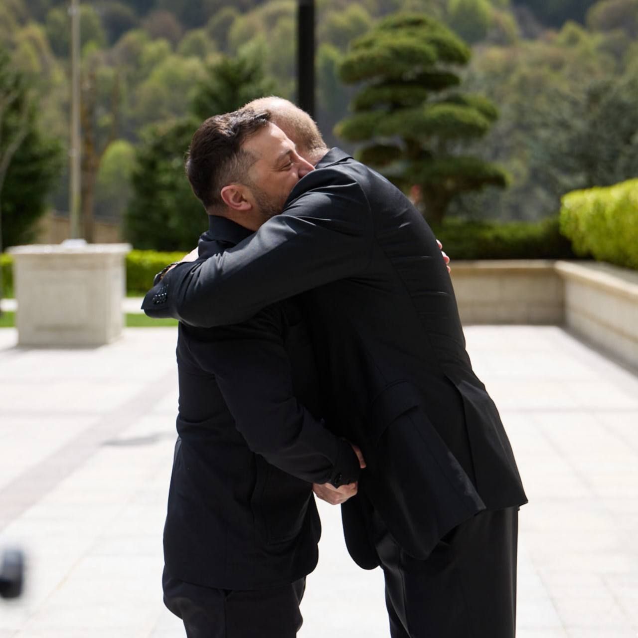 Зеленський прибув до Азербайджану: в планах зустріч з Алієвим та підписання низки угод 1