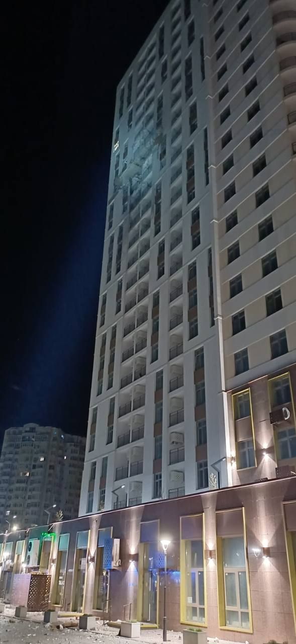 влучання в будинок