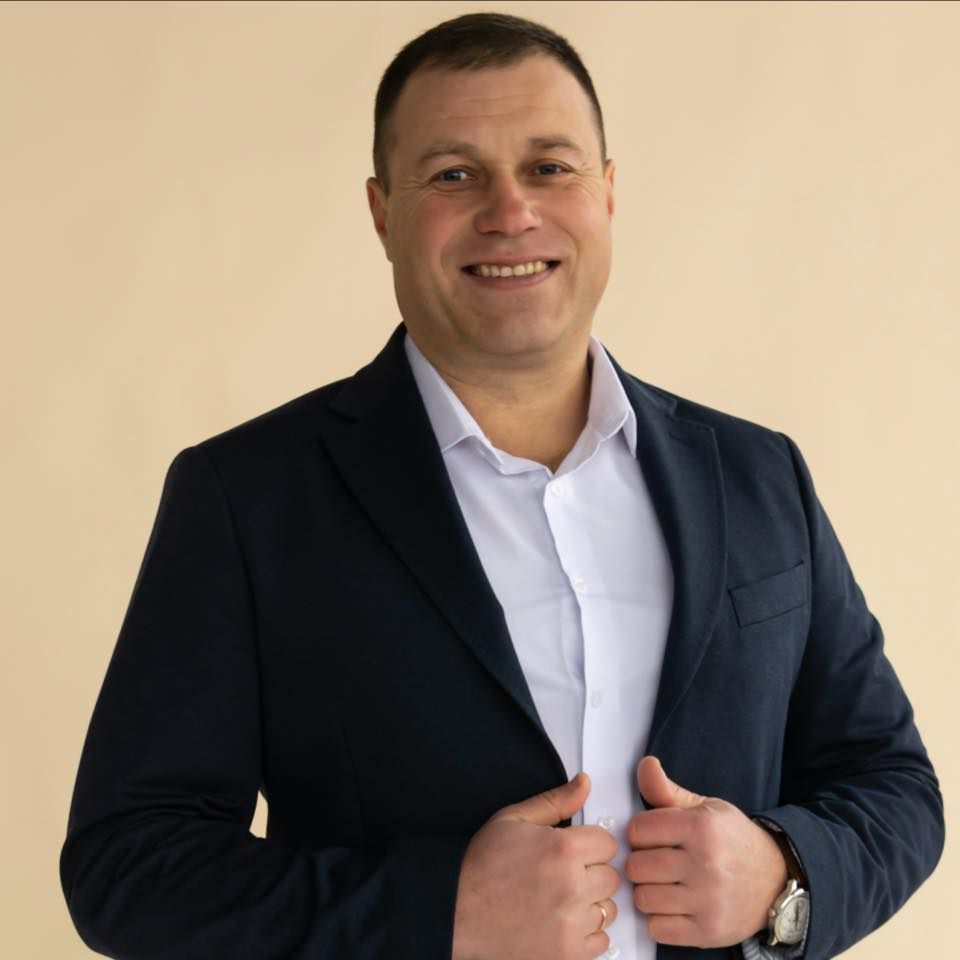 Адвокат Роман Симутин