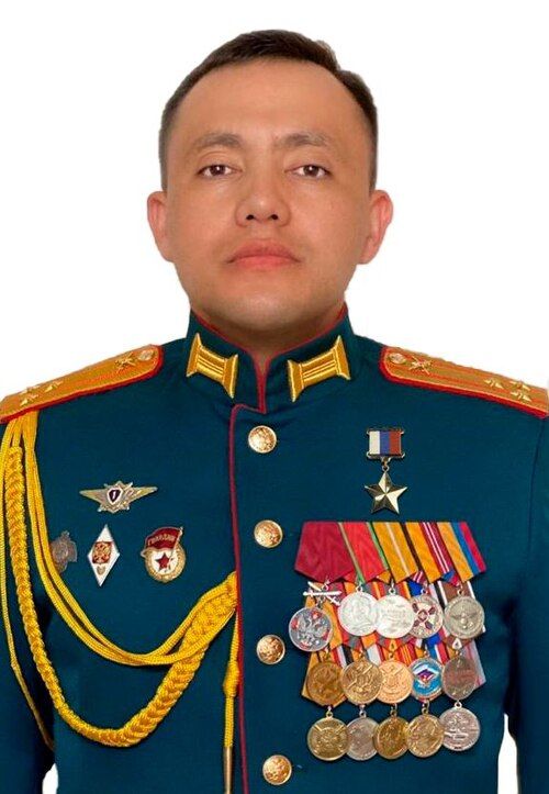 У Хабаровському краї РФ скоїли замах на генерала Омурбекова: він причетний до різанини в Бучі 1