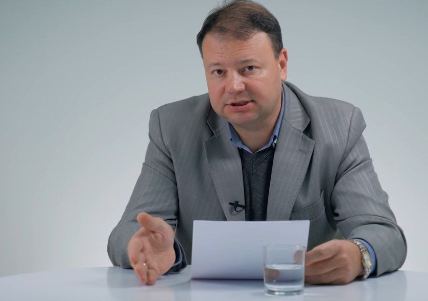 Фінансовий аналітик Мінфіну Олексій Козирев