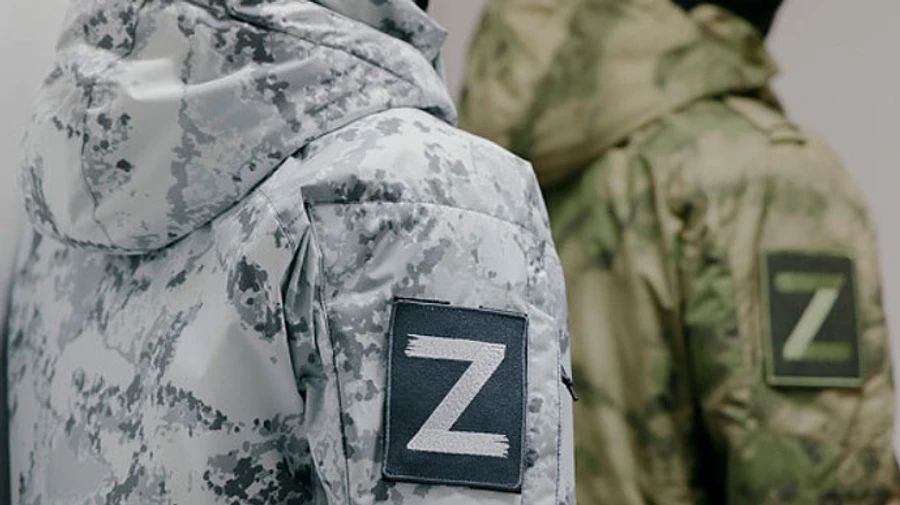 Для солдатів РФ відшивають форму у кольорах, які необхідні для маскування