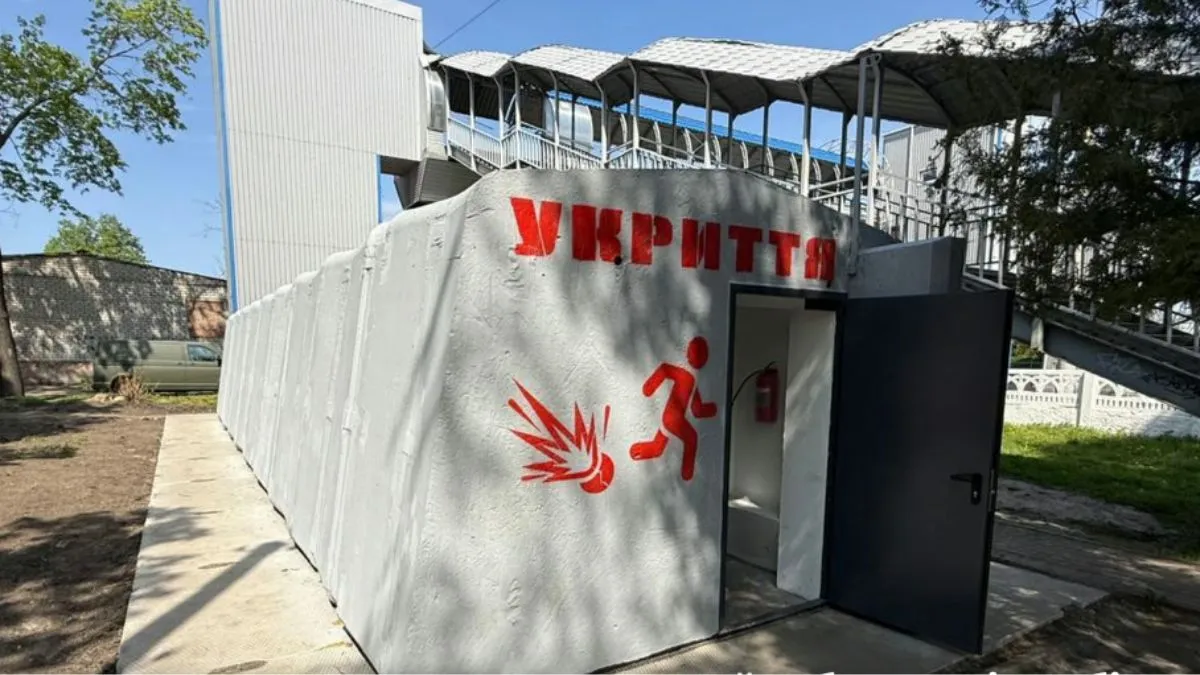 Укрзалізниця розгортає понад 800 модульних укриттів по всій Україні