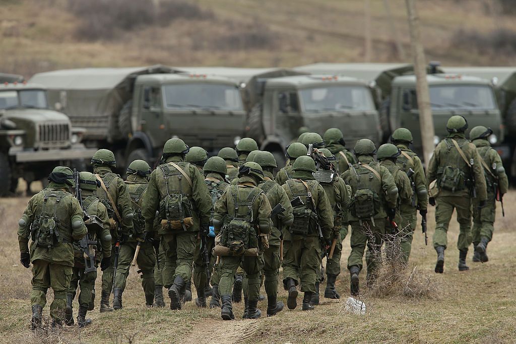 РФ заявила о прекращении боевых действий с 8 по 10 мая – в частности, на фронте. Фото: Getty Images