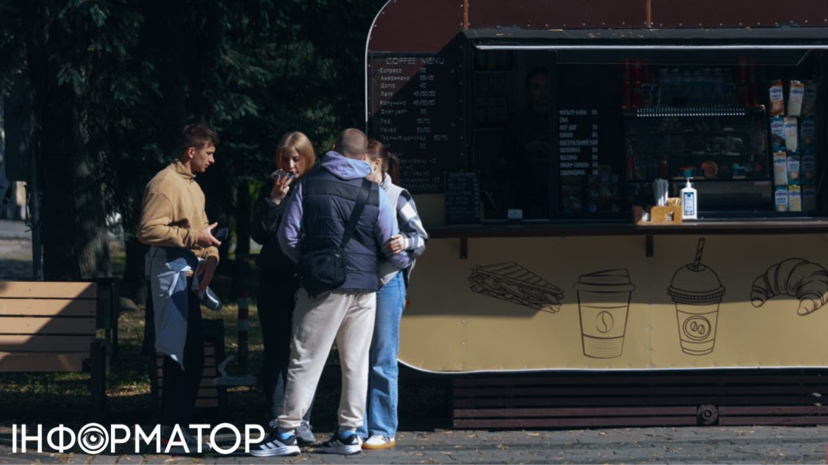 НБУ прогнозує підвищення зарплат, але багатшими українці не стануть