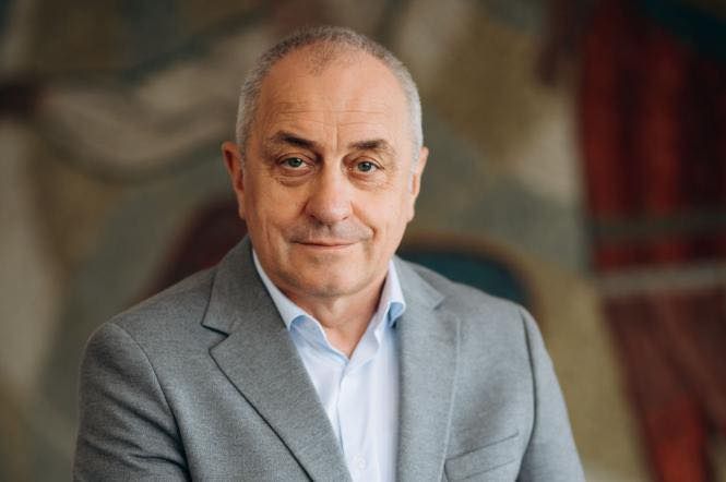 Актер Виктор Андриенко
