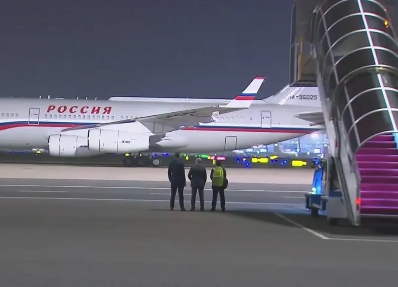 Путина встречают в Пекине Путина встречают в Пекине