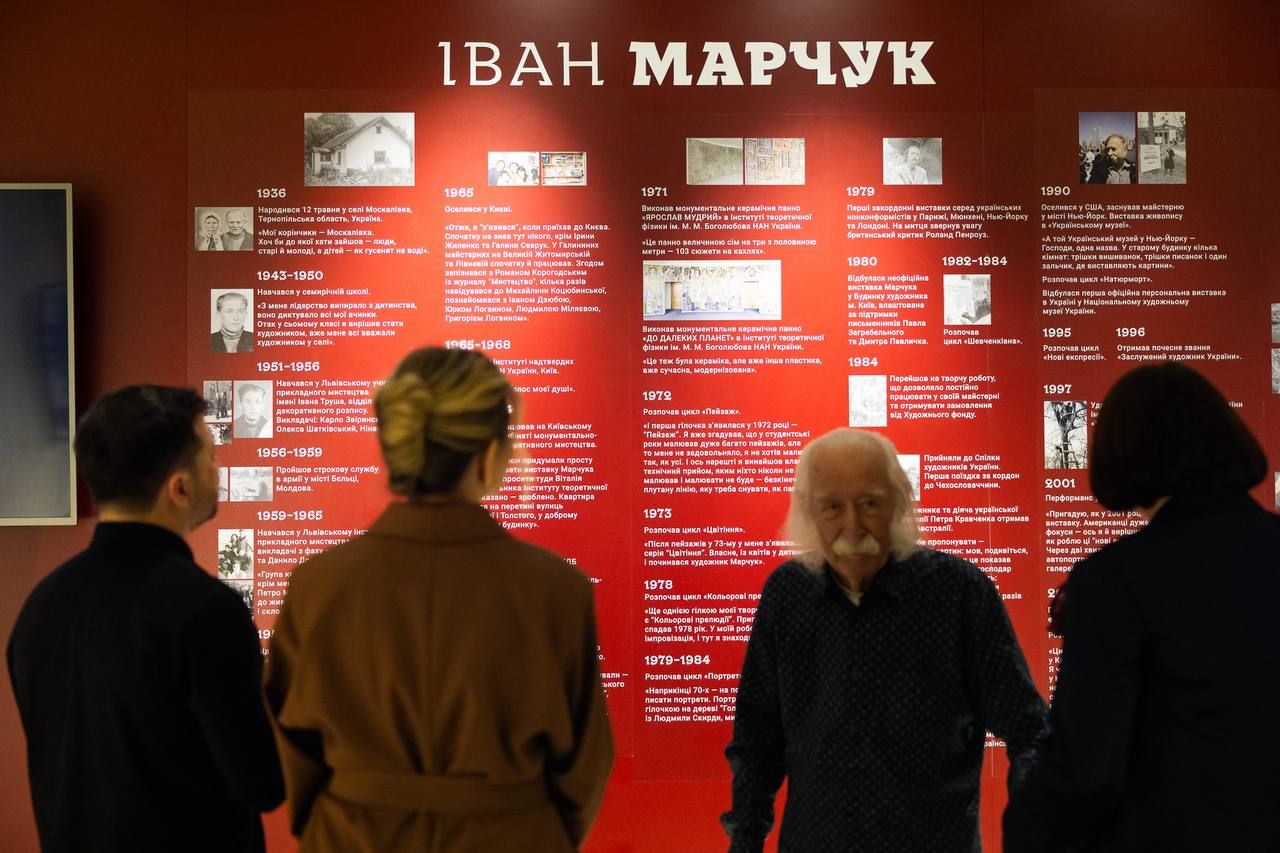 Зеленский побывал на выставке у легендарного Марчука. Фото: ОП Зеленский Марчук искусство