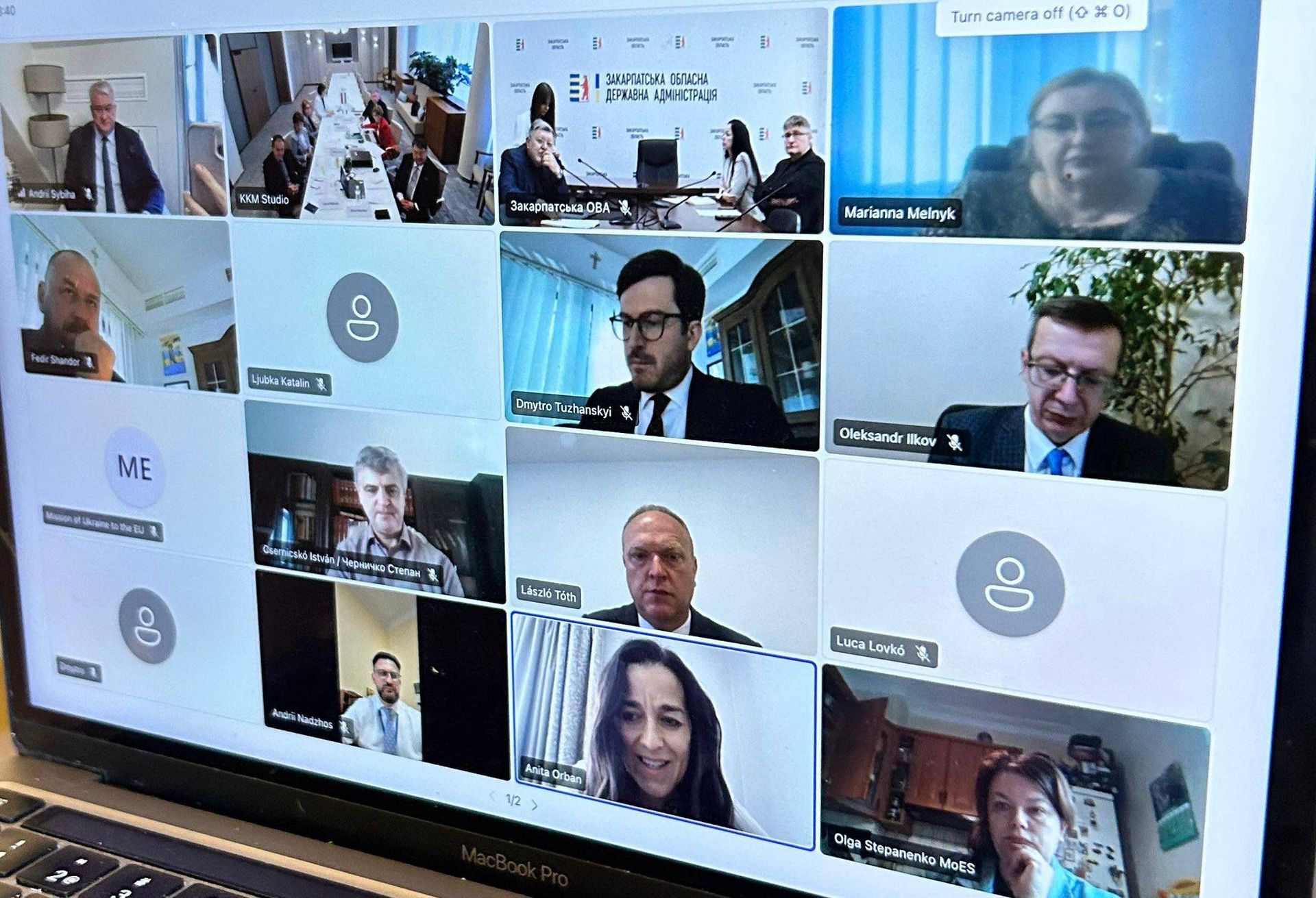 Украина и Венгрия приступили к консультациям на уровне экспертов. Фото: МИД Украины МИД Венгрия Украина