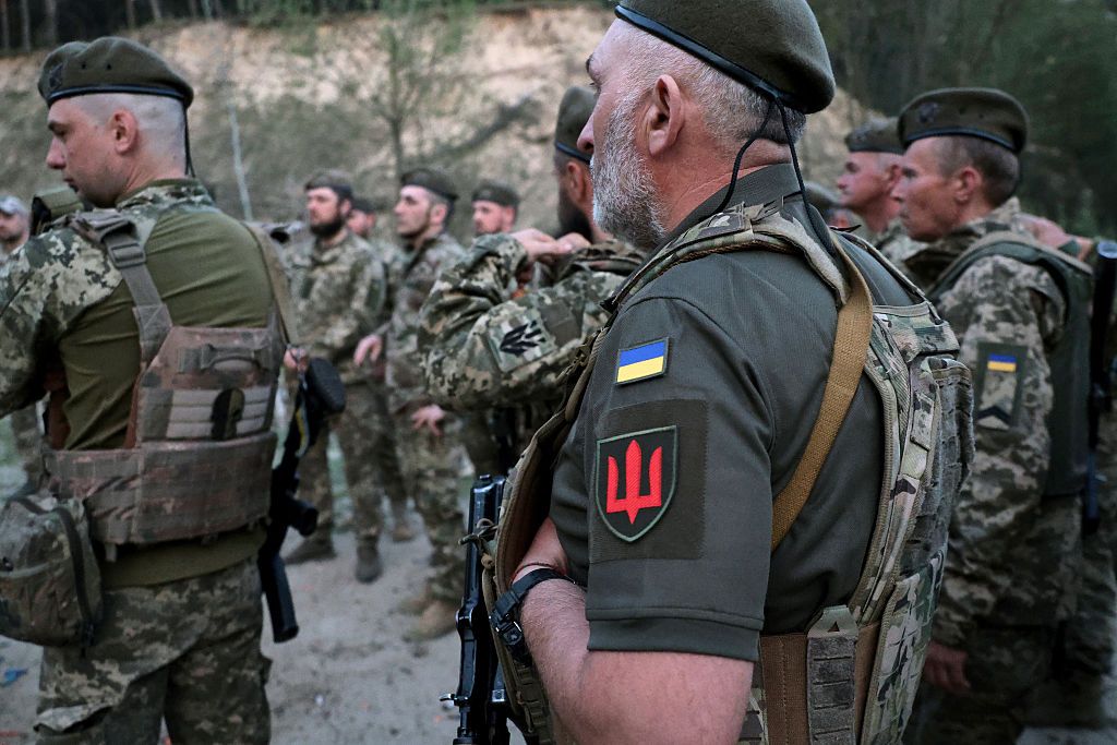 115-я механизированная бригада Украины отмечает выпускной курс лидерства в Харьковской области