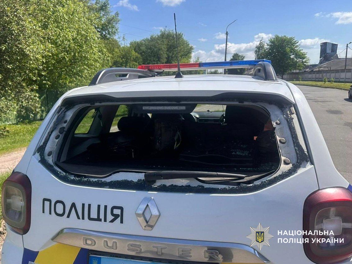 Авто після удару дрона Авто після удару дрона