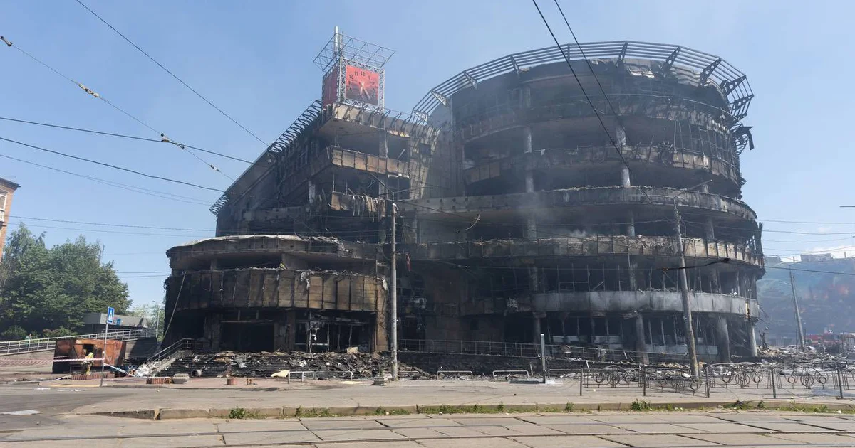 Разрушен ТЦ «Квадрат» после вражеского удара ТЦ «Квадрат»