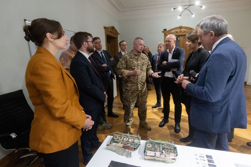 Представникам європейських держав продемонстрували деталі російських ракет