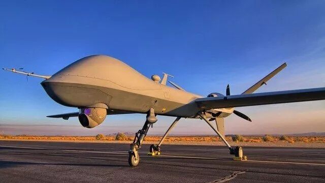 Безпілотник MQ-9 Reaper Безпілотник MQ-9 Reaper