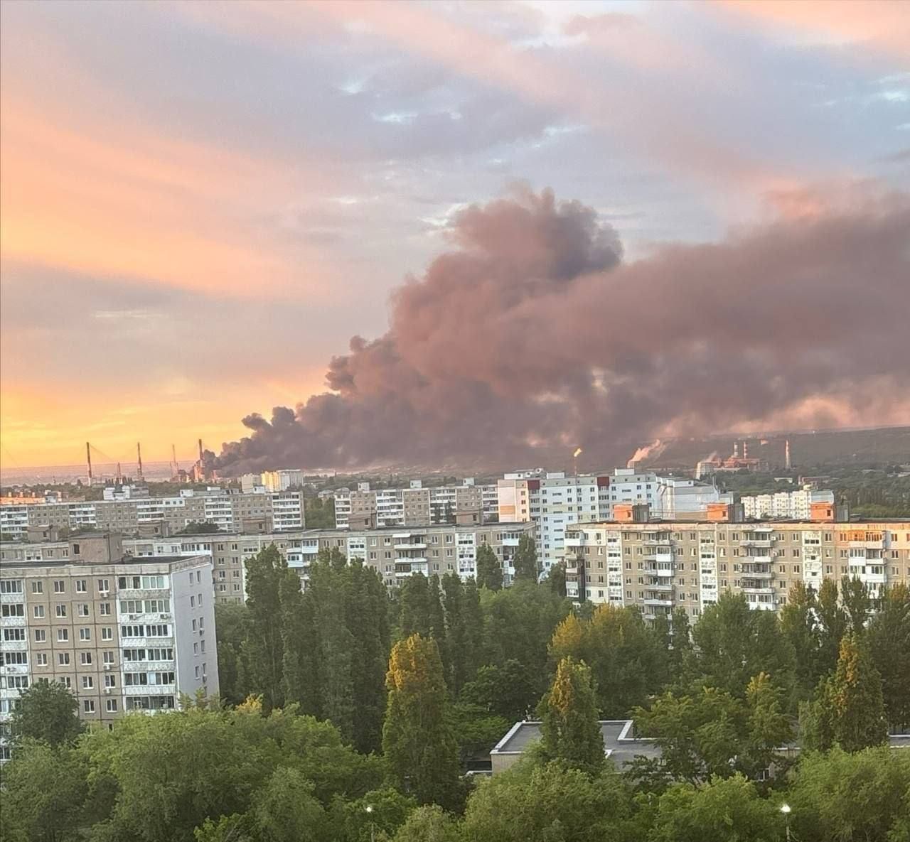 Саратовский НПЗ снова оказался под атакой Саратовский НПЗ 31 мая 2026 года