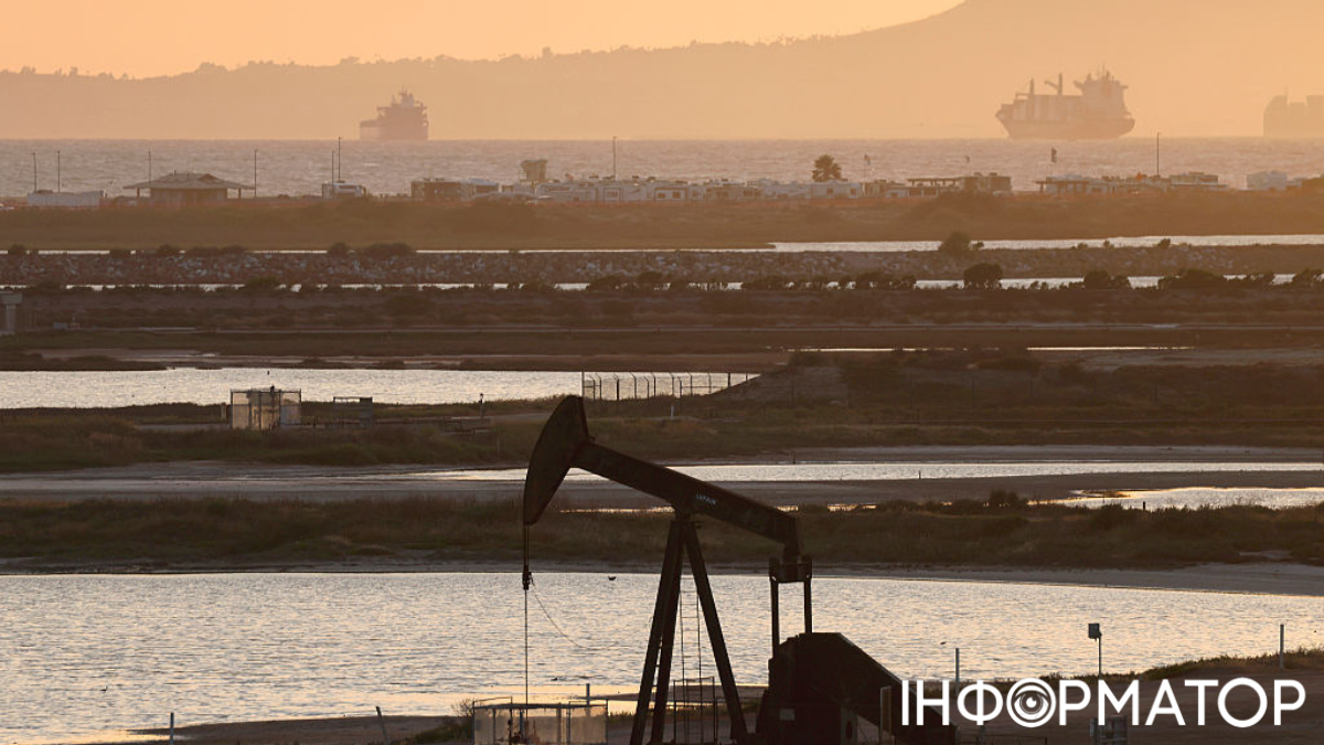 Нефть побила месячный рекорд на фоне неопределенности вокруг соглашения США и Ирана