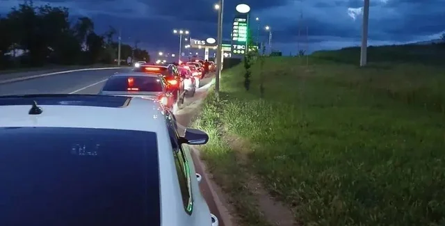 Черги на кримських АЗС