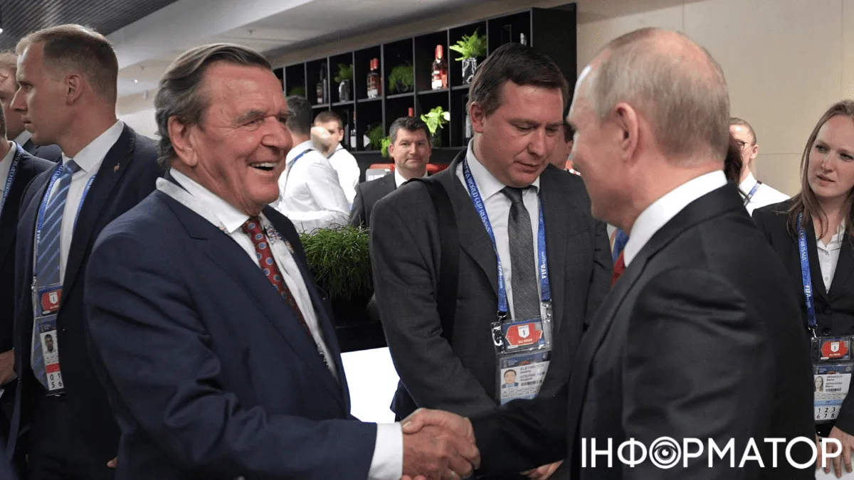 Шредер, якого Путін просував як переговорника від ЄС, приїхав до Москви - мета візиту невідома